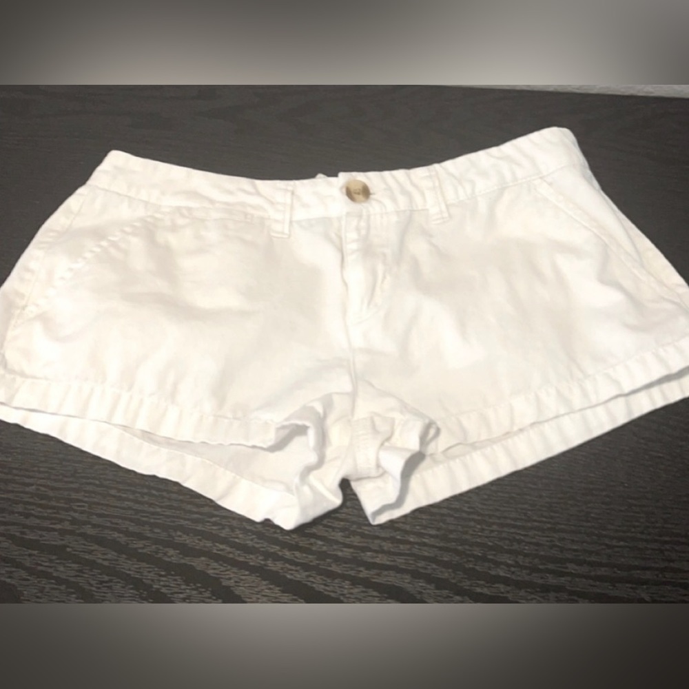 NWOT Aeropostale white shorts- size 7/8